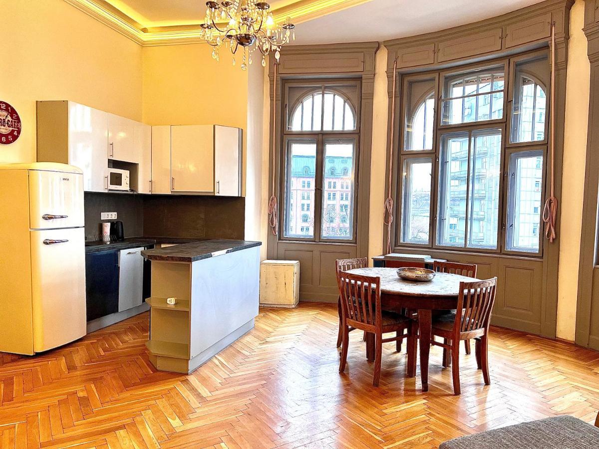 F14 Guest House By Small Home Budapeşte Dış mekan fotoğraf