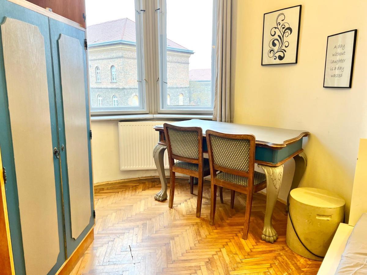 F14 Guest House By Small Home Budapeşte Dış mekan fotoğraf