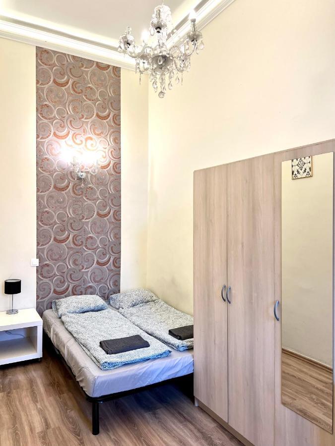 F14 Guest House By Small Home Budapeşte Dış mekan fotoğraf